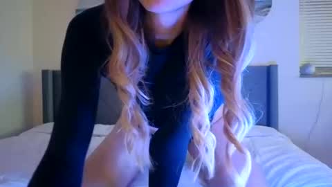 emilly online show from October 5, 10:59 pm