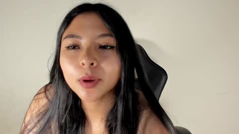 emma online show from December 7, 11:12 pm