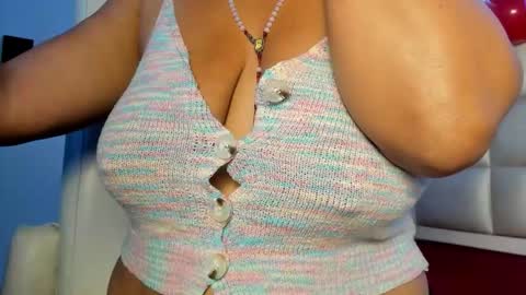 emma__js_ online show from February 18, 1:43 pm