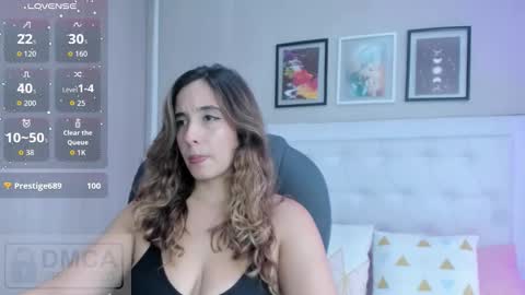 Emma online show from April 8, 1:13 pm