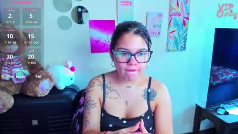 emma_boo_ online show from June 15, 4:29 pm