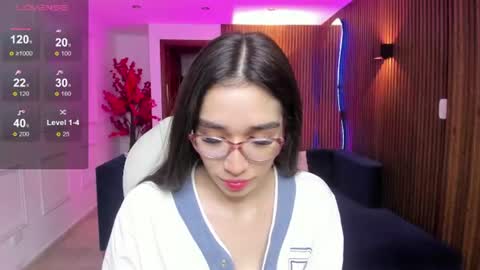 emma_caarter online show from June 30, 4:12 am