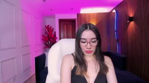 emma_caarter online show from July 21, 3:18 am