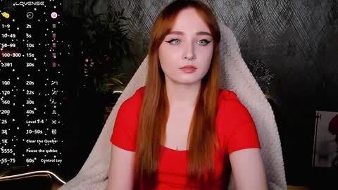 Snapshot of emma_chery chatting on December 27, 1:39 pm Emma online show from December 27, 1:39 pm