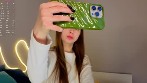 Emma online show from April 15, 2:23 am