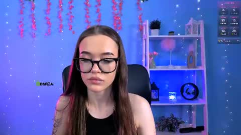 emma_dark_ online show from July 20, 9:56 am