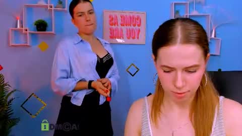 emma_dark_ online show from July 4, 8:21 am