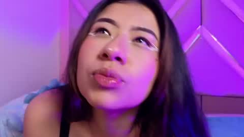 emma_grand online show from July 25, 10:06 pm