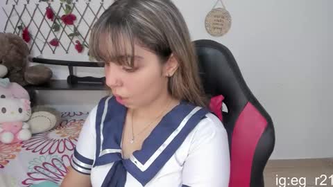 Snapshot of emma_grayys chatting on October 18, 3:42 am emma_grayys online show from October 18, 3:42 am