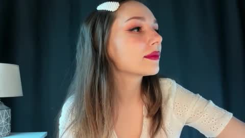Snapshot of emma_groot chatting on October 1, 10:53 am emma_groot online show from October 1, 10:53 am