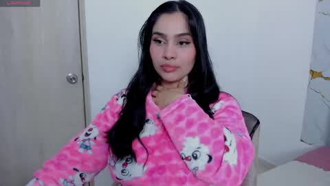 Emma online show from April 17, 2:13 am