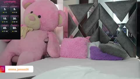 Snapshot of emma_jamess chatting on September 23, 3:48 am emma_jamess online show from September 23, 3:48 am