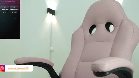 emma_jamess online show from July 26, 4:42 am