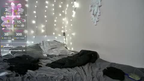 emma_just online show from September 29, 9:47 am