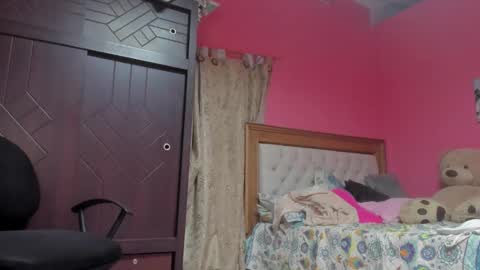 whises lits        online show from March 1, 10:34 am