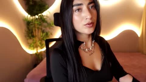 Emma online show from March 30, 8:41 pm