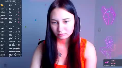 Snapshot of emma_loon chatting on October 6, 5:46 am Emma online show from October 6, 5:46 am