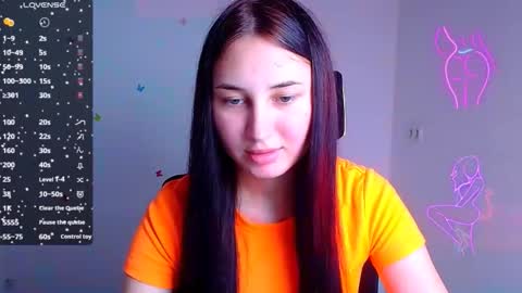 Snapshot of emma_loon chatting on October 8, 12:20 pm Emma online show from October 8, 12:20 pm