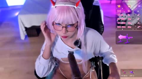     online show from March 13, 11:00 am