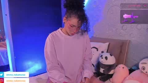 Snapshot of emma_nakamura chatting on January 16, 10:10 am online show from January 16, 10:10 am