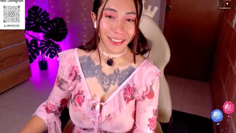 Emma Rouse Independent Model online show from March 4, 5:14 am