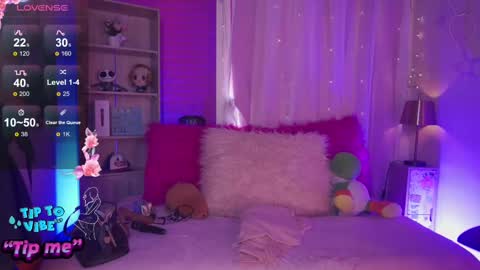 Snapshot of emma_soffia_ chatting on February 1, 7:02 pm EMMA online show from February 1, 7:02 pm