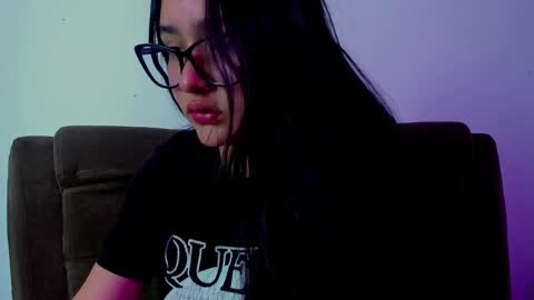 Snapshot of emma_timli1 chatting on September 22, 10:41 pm Emma online show from September 22, 10:41 pm