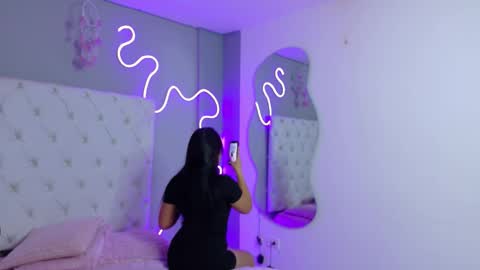 emma_visconti online show from September 30, 12:44 pm