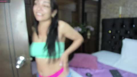 Snapshot of emma_xue chatting on March 10, 7:18 pm Emma online show from March 10, 7:18 pm