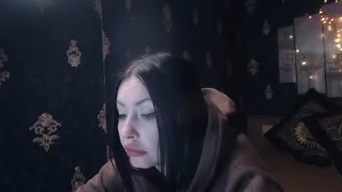 EmmaGoldX online show from March 15, 1:13 pm