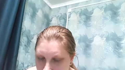 emmamelody online show from June 12, 4:48 pm