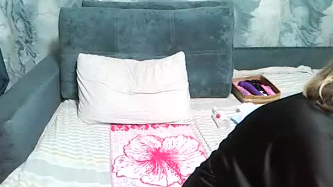 emmamelody online show from July 26, 6:26 pm