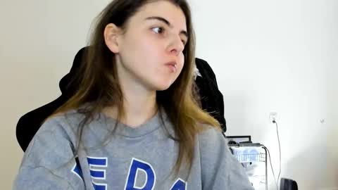 Emma online show from November 29, 12:09 pm