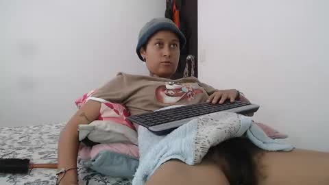 emmasweet95 online show from January 13, 7:51 pm