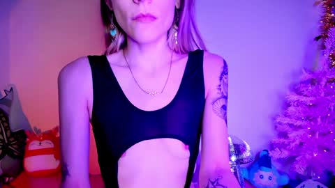 RH-NEGATIVE GREEN-EYED BAELIEN online show from January 5, 3:55 pm