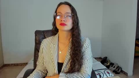 Snapshot of emmatorres9 chatting on March 11, 9:04 pm Emma Torres online show from March 11, 9:04 pm