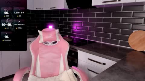 Emma online show from January 8, 7:56 am