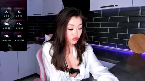 Snapshot of emmavictori chatting on October 18, 6:53 pm Emma online show from October 18, 6:53 pm