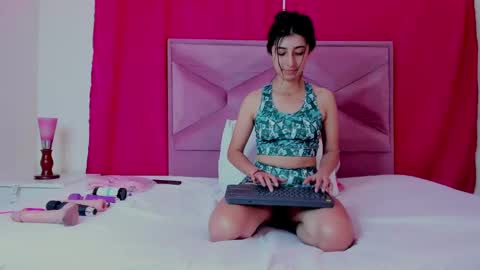  Emma  online show from January 23, 4:27 pm