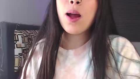Snapshot of emmi_0 chatting on October 3, 12:16 am Emily Independent model online show from October 3, 12:16 am