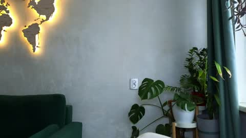 Miss Emmi online show from April 30, 1:38 pm