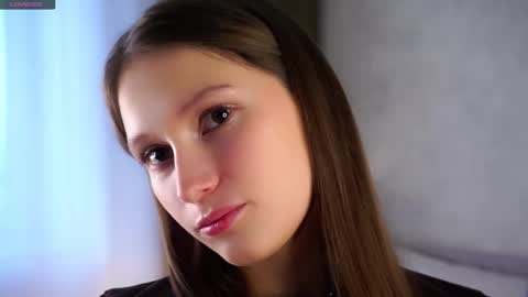 Emmy online show from October 3, 1:11 am