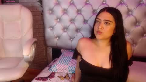 Snapshot of emmymiller1 chatting on October 6, 6:56 pm emmymiller1 online show from October 6, 6:56 pm