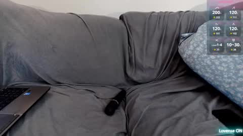 EmoDream1998 online show from March 2, 2:44 am