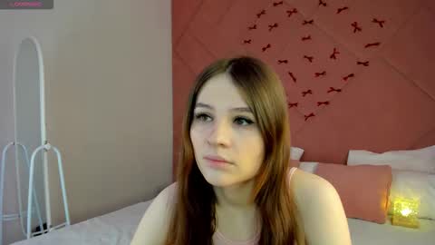 Ella  online show from March 31, 1:27 am