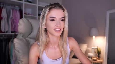 entya online show from October 9, 5:44 am