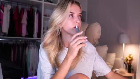 entya online show from September 13, 6:32 am