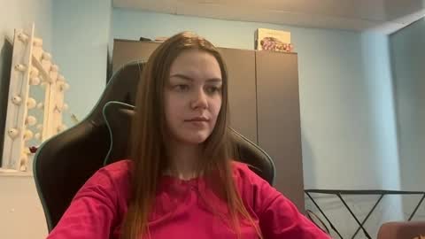 Lily online show from April 12, 6:38 am