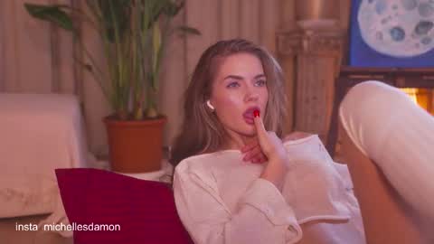 Ana Marie online show from November 26, 2:12 am