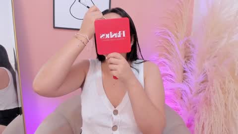 Erika Mendez online show from January 31, 2:49 pm